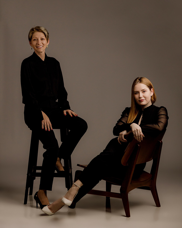 Equipe de advogados do escritório Vollmer e Neumann reunida